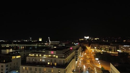 DCIM100MEDIADJI_0215.JPG
